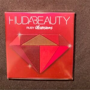 HUDA BEAUTY Ruby Obsessions Eyeshadow Palette, 9 shades